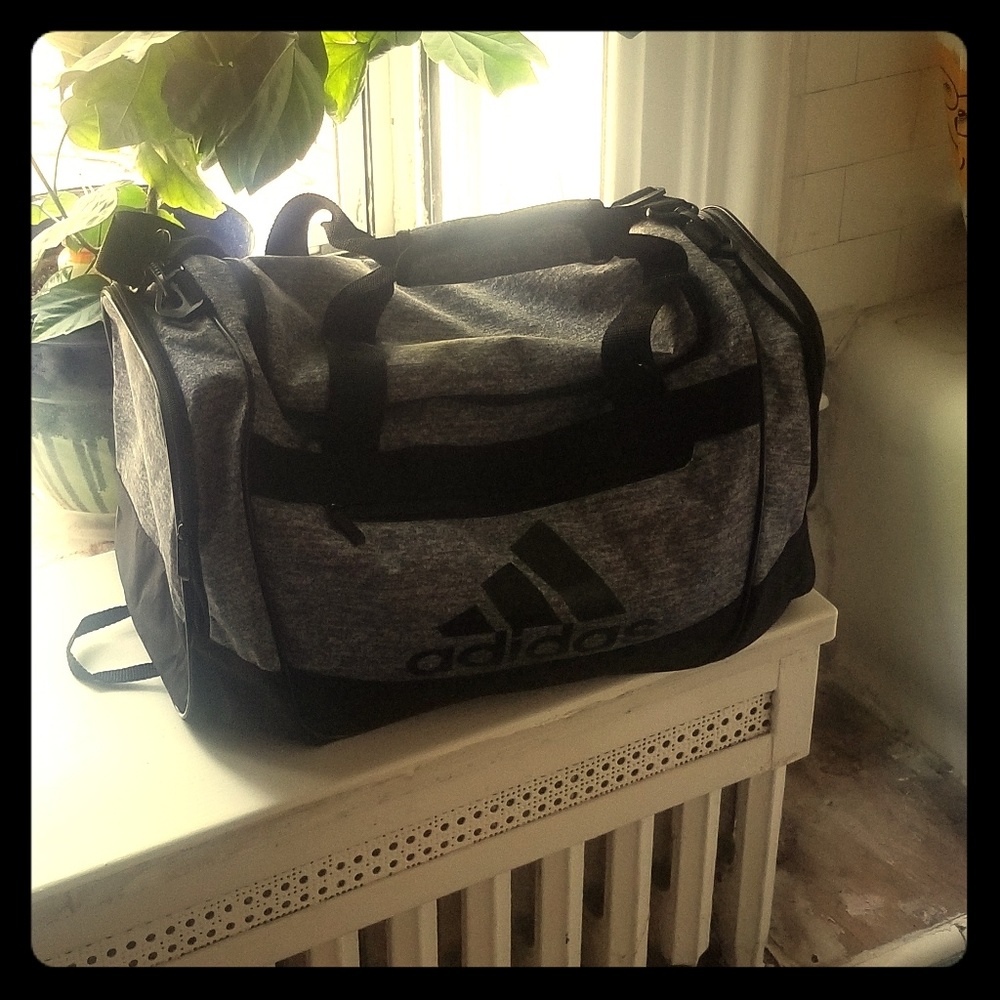 Adidas onyx duffle bag